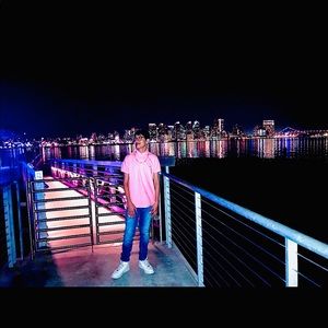 Meet your Posher, Chris